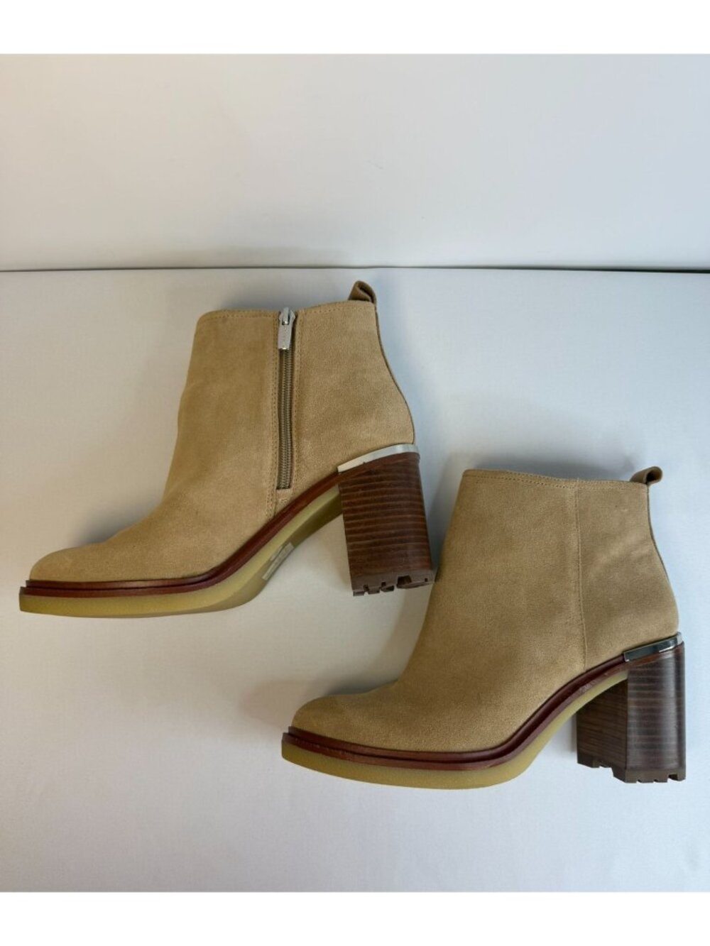 Vince Camuto Gorgan Women Size 9M Taupe Leather Ankle Block Heel Casual Boots - Picture 6 of 14